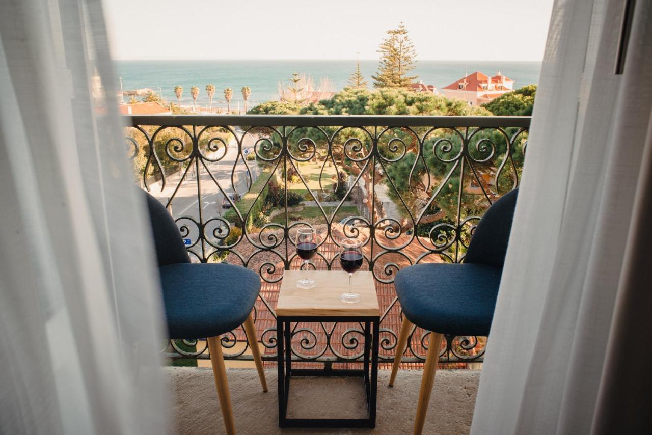 Отель A House In Estoril - Adults Only Экстерьер фото A balcony in a hotel room